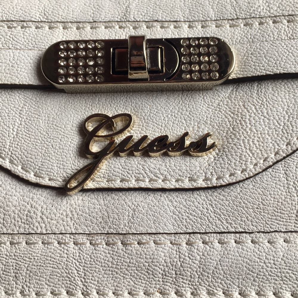 GUESS WALLET - Picture 2 of 6